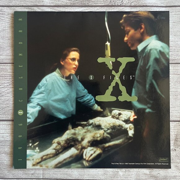 THE X-FILES 1996 Wall Calendar - Picture 1 of 2